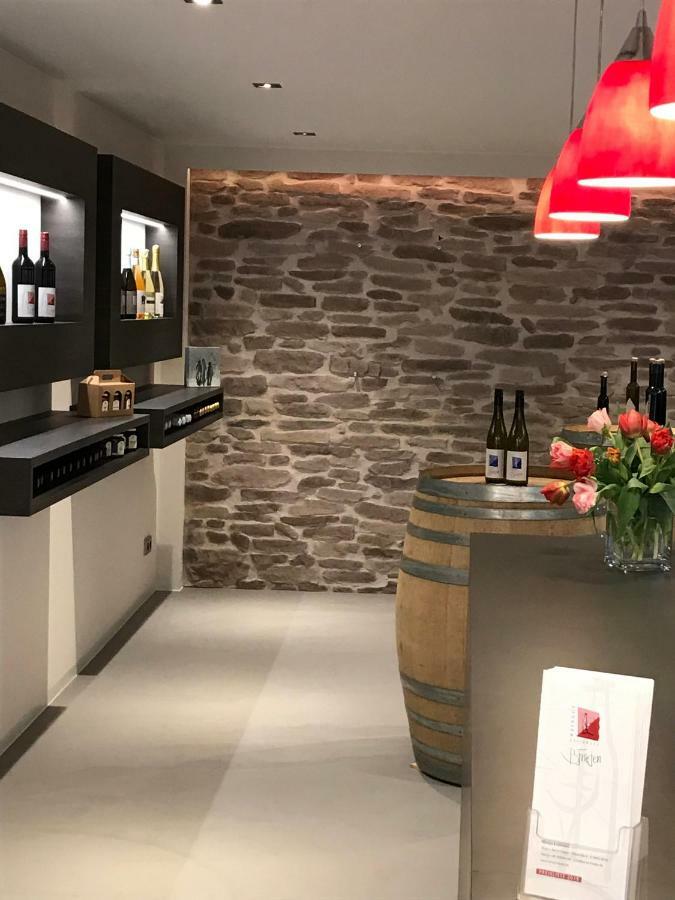 Gaestehaus Und Weingut Bernd Frieden Nittel Ngoại thất bức ảnh